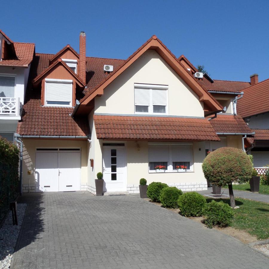 Silent Apartmanhaz Harkany Bagian luar foto