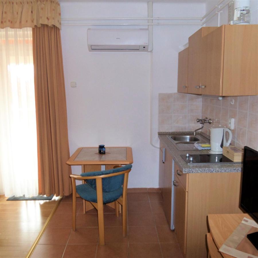 Silent Apartmanhaz Harkany Bagian luar foto