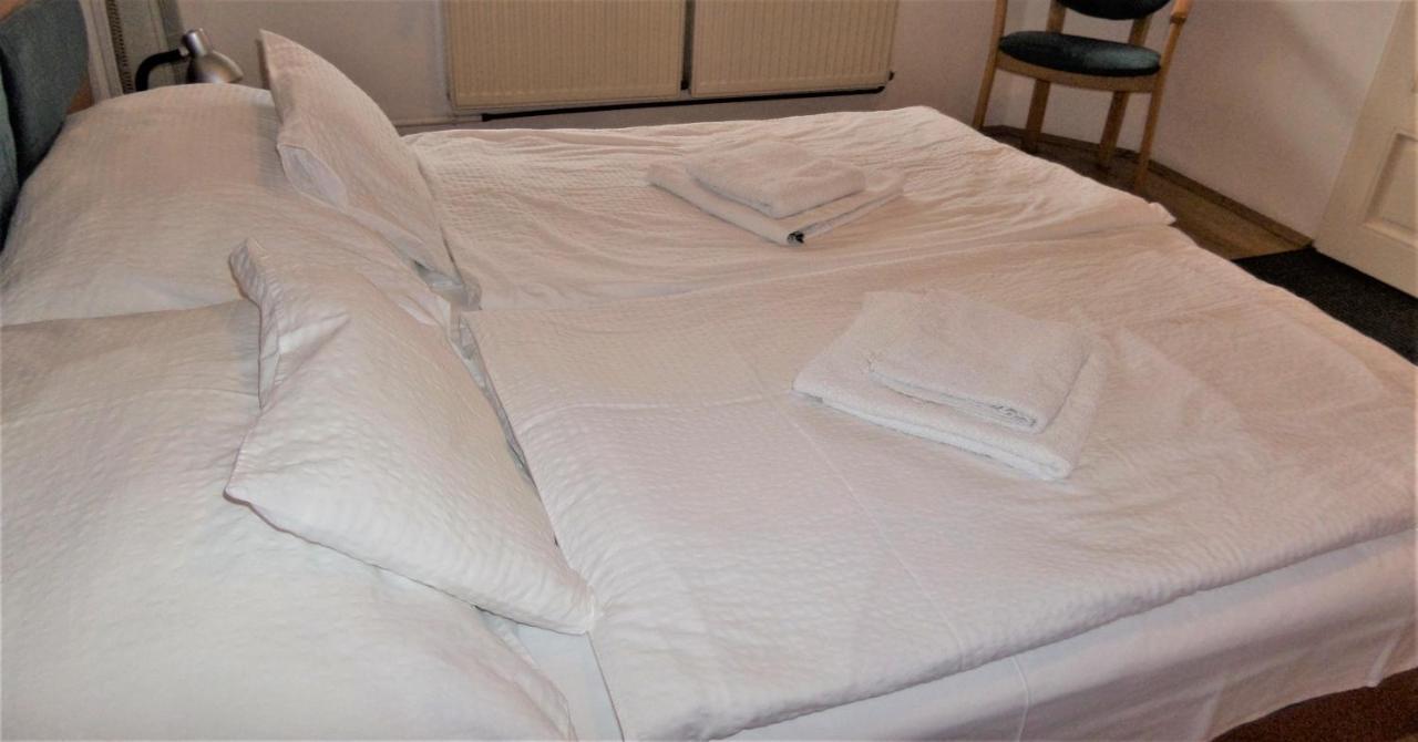 Silent Apartmanhaz Harkany Bagian luar foto