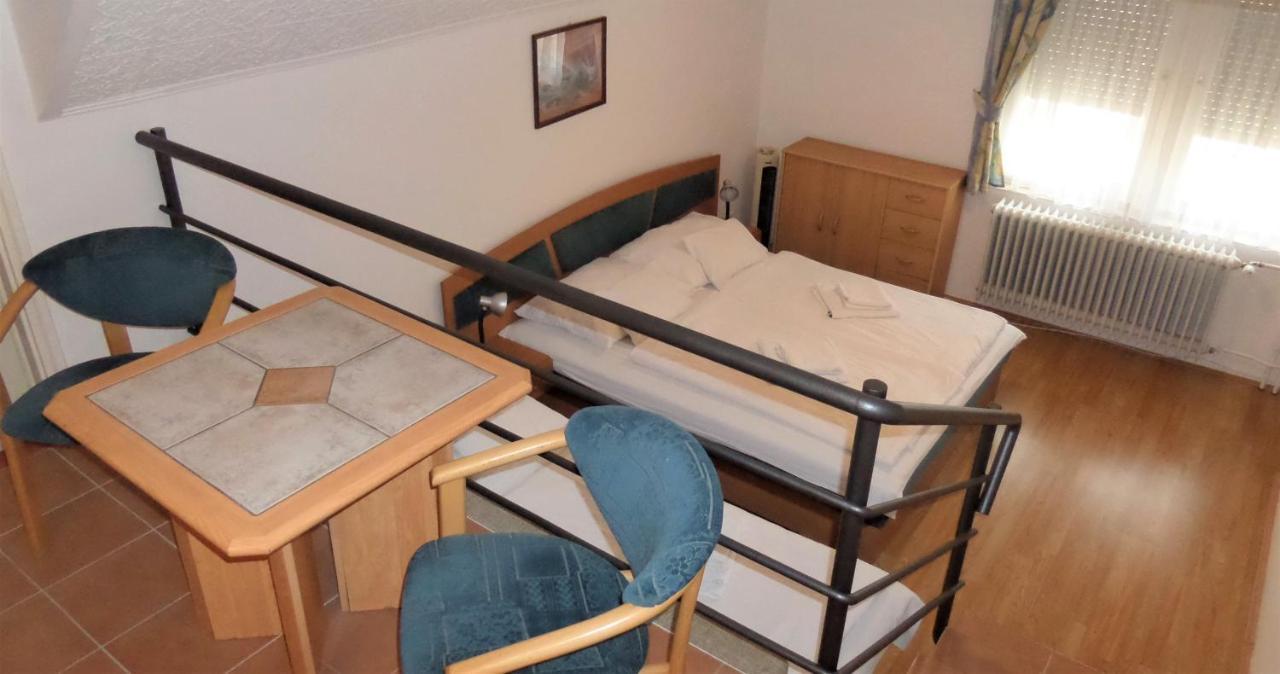 Silent Apartmanhaz Harkany Bagian luar foto