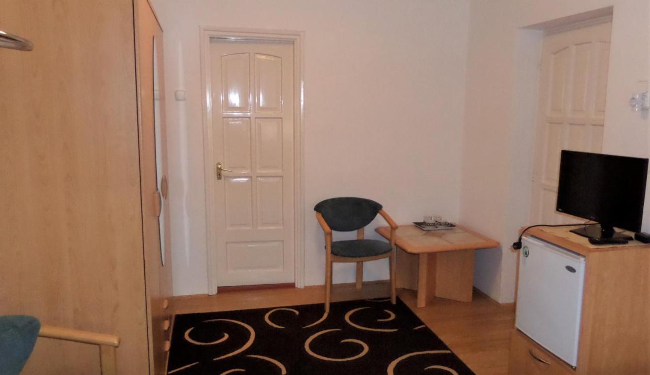 Silent Apartmanhaz Harkany Bagian luar foto